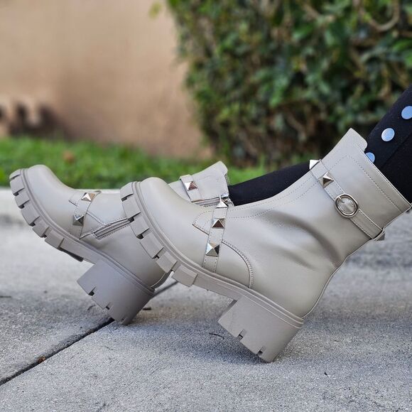 Women's Grey Pyramid Stud Ankle Combat Boot - Picture 4 of 5